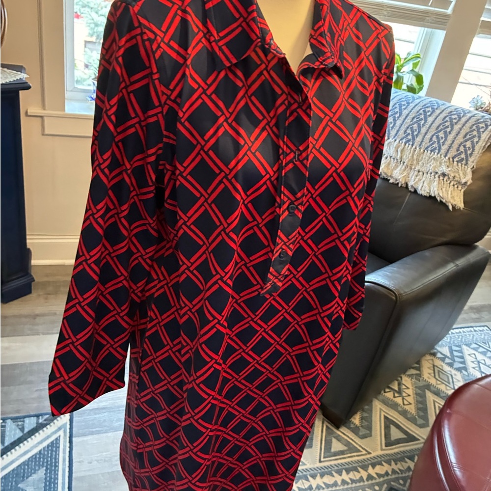 Vineyard Vines Red and Black Casual Button Down Dress